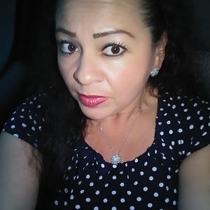 Meet your Posher, Luz elena